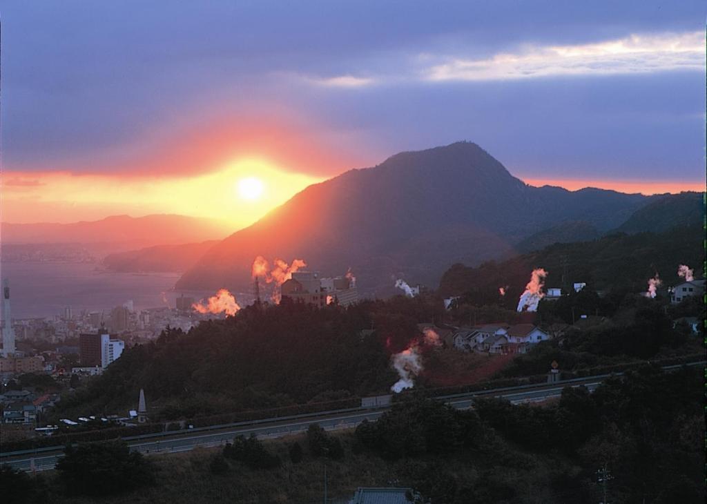 Resorpia Beppu Hotell Exteriör bild